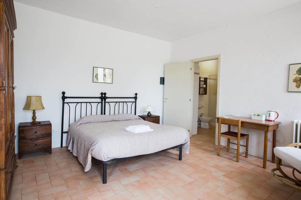 Agriturismo La Lenticchia Фратта-Терме Экстерьер фото