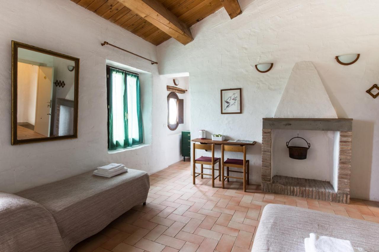 Agriturismo La Lenticchia Фратта-Терме Экстерьер фото